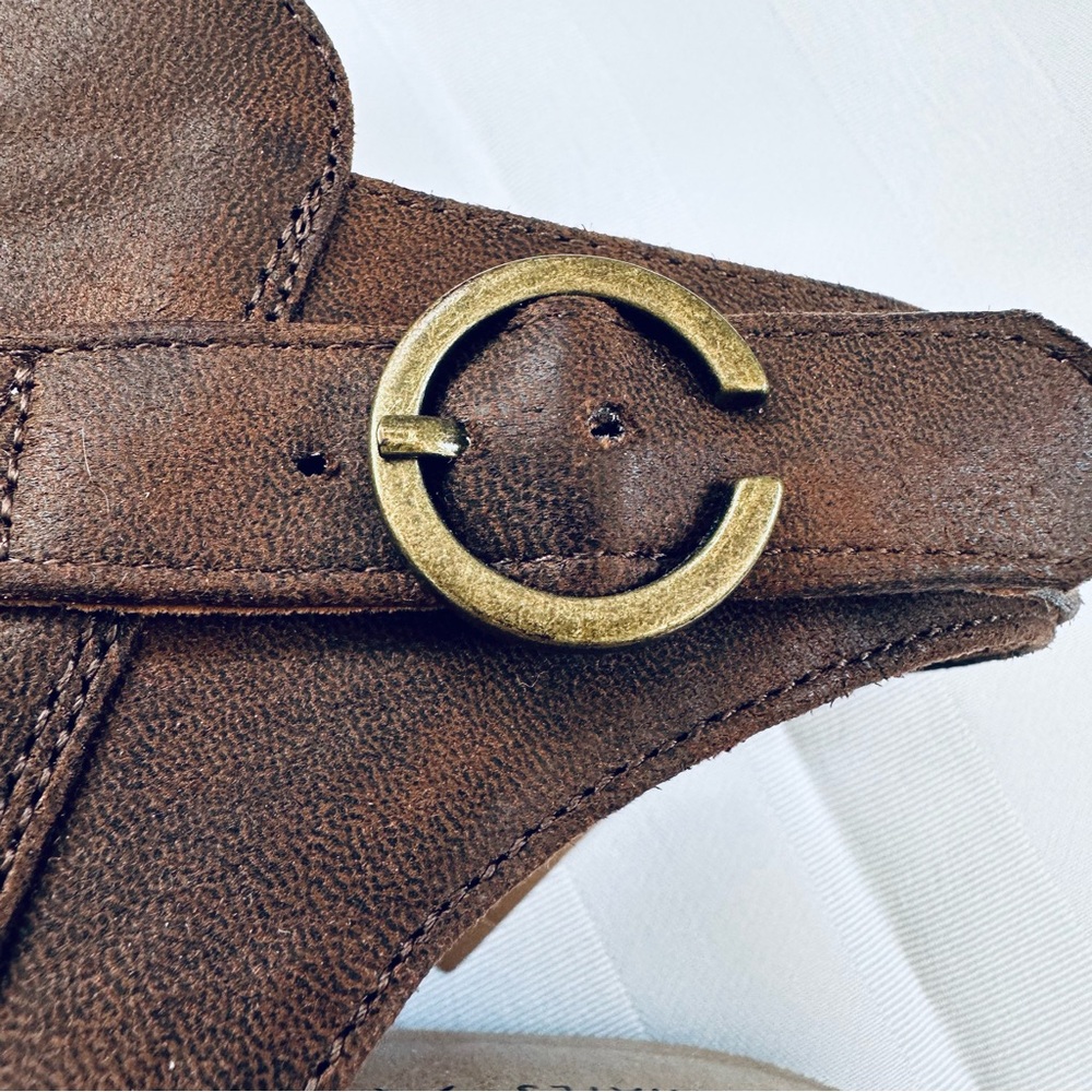 Open Toe Sandals - Picture 10 of 13